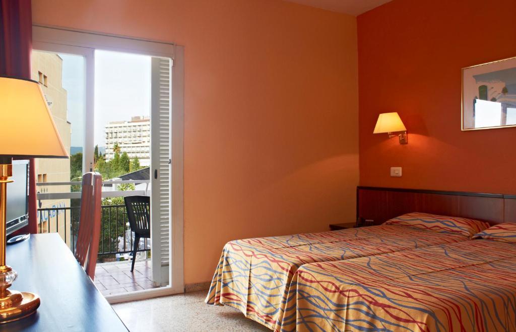 Bluesea Copacabana Lloret de Mar